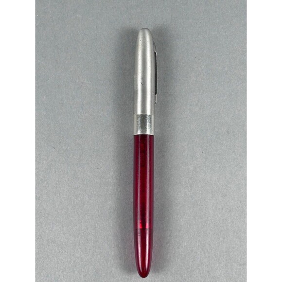 Wearever Made in USA Fountain Pen Translucent Red Plastic and Chrome Cap 1950-60 - Picture 5 of 5